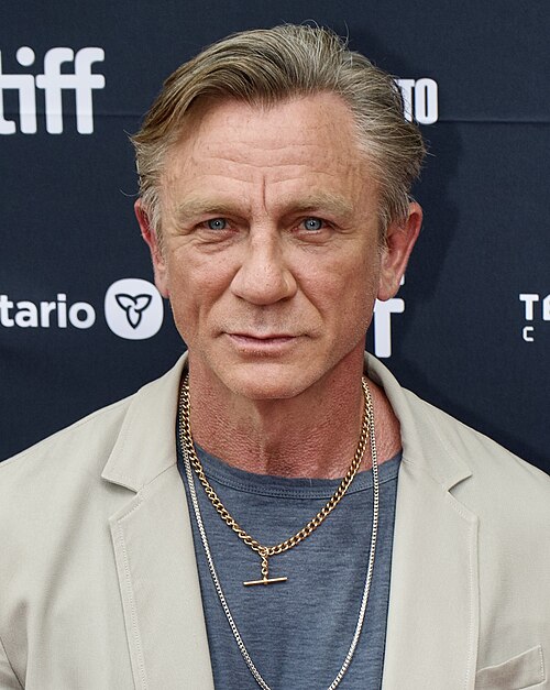 Daniel Craig tarot personality profile