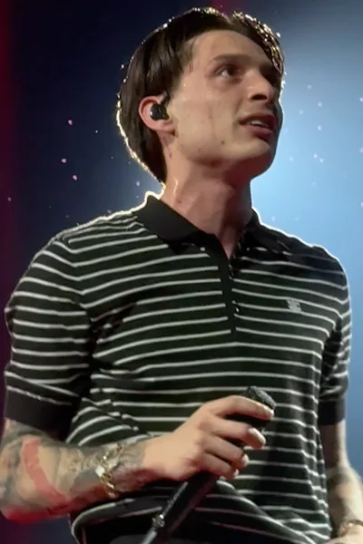 Peso Pluma tarot personality profile